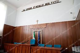 Botte ai genitori,   il racconto in aula delle vittime  e di un agente
