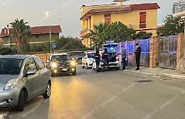 Cade dal monopattino per colpa di una buca, ferito un adolescente