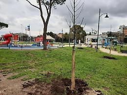L'area giochi del parco San Marco riapre grazie ai volontari