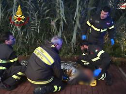 Smarrito, vaga per tutta la notte: anziano ritrovato dai vigili del fuoco