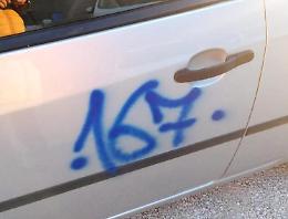 Auto della Croce Rossa imbrattate dai vandali. Solidarietà del sindaco