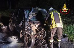 Incidente nella notte, automobilista miracolosamente illeso