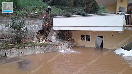 Maltempo, allagamenti e danneggiamenti in città: oltre un metro e mezzo di acqua