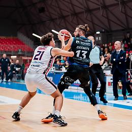 Basket, prima vittoria lontano da Latina per la Benacquista Assicurazioni