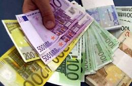 Redditi contraffatti  per vivere in Italia