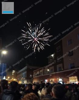 La magia del 90° di Latina: la pioggia non ferma l'incredibile festa in centro