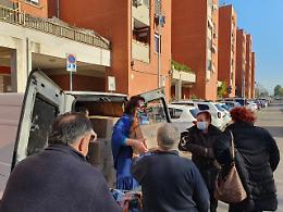 Natale,  l'Associazione Valore Donna dona generi alimentari ai bisognosi