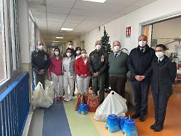 Il 70esimo Stormo consegna regali ai bambini del reparto di pediatria