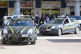 Operazione antidroga in ospedale, medico sospeso anche dall'azienda