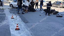 Auto contro moto, ferito gravemente un centauro