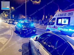 Quindicenne aggredito e accoltellato in centro da tre sconosciuti