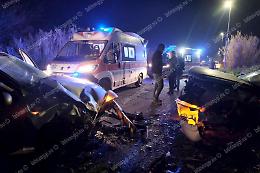 Incidente a Chiesuola, tre auto coinvolte: 5 persone ferite