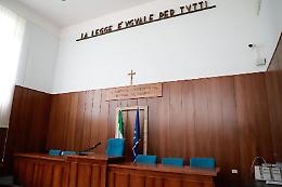 Dirty glass, in aula parla Iannotta