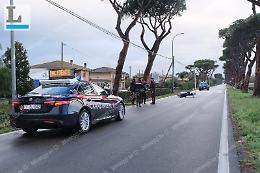 In scooter contro un'auto, grave la passeggera