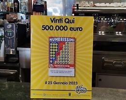 La fortuna bacia Fondi, vinti 500mila euro