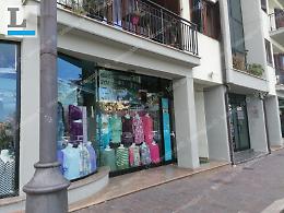 Verifica fiscale, la Guardia di Finanza chiude un emporio cinese