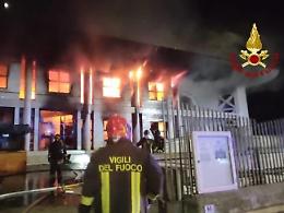 Incendio nella chiesa Don Bosco, indagini sulle cause del rogo