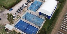 Circoli di padel su zona agricola, stop per due circoli