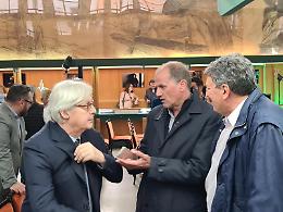 Sgarbi: "Dopo il Razionalismo è finita l'architettura. Latina deve avere di più"