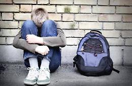 Studentessa aggredita da tre compagne, una serie di precedenti