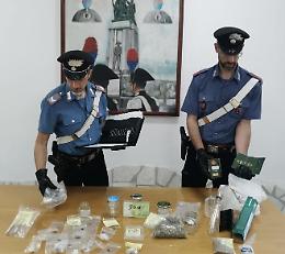 Droga e soldi in casa, arrestato un 21enne