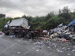 Incidente mortale a Lariano, il camion viaggiava su una strada vietata