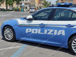Ladro tenta la fuga sui tetti: preso