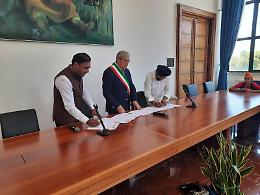 L'amministrazione comunale sigla il protocollo con la  “Gurudwara Singh Sabha”