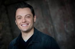 Tiziano Ferro ai fan: "Ho un nodulo a una corda vocale, dovrò operarmi"