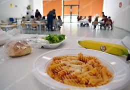 C'è tempo fino all'11 agosto per l'iscrizione al servizio mensa e traporto scolastico