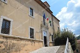 La crociata in Comune per l'acqua pubblica