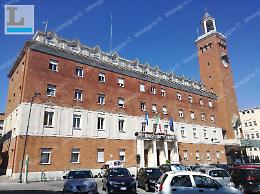 Spy story al comando dei vigili: ex capo, maresciallo e ufficiali a giudizio