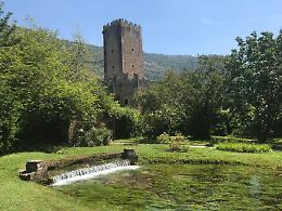 Giardino di Ninfa, sconti per i residenti e centri anziani gratis 1 volta l'anno