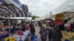 Mercati, primo incontro tra l'Amministrazione comunale e gli operatori