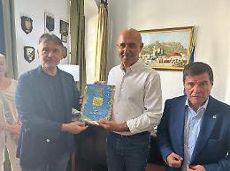 Calorosa accoglienza della delegazione di Sabaudia a Leros