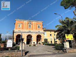 Furto in parrocchia con un bottino inatteso: i ladri trovano 20.000 euro