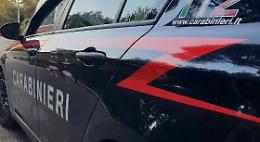 Sms alla figlia «sfregio tua madre con l'acido», arrestato