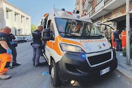 Straniero si autolesiona durante la lite in un locale