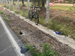 Ciclista investito a Cisterna, il pirata si fa avanti: ha 80 anni