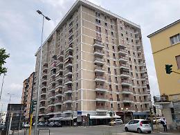 Sugli sfratti a palazzo Lamaro, si apre uno spiraglio