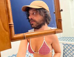 Calcutta, "Relax" è fuori: ecco il nuovo album di Edoardo D'Erme