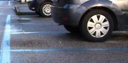 Da oggi la sosta sulle strisce blu si può pagare anche con l'app di Telepass