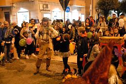 Halloween in centro, successo per l'evento dell'Associazione dei commercianti