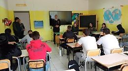 Formazione della cultura della legalità, i carabinieri incontrano gli studenti