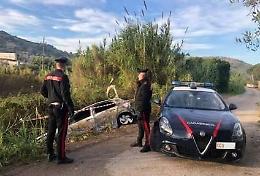 Auto rubata e poi data alle fiamme in via Sant'Agostino
