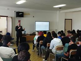 A scuola di legalità, i Carabinieri incontrano gli studenti del Filangieri