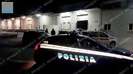 Ladri di pacchi a segno, colpo nel deposito del corriere espresso