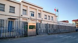 Testata e calci, arrestato gambiano si infuria anche in carcere