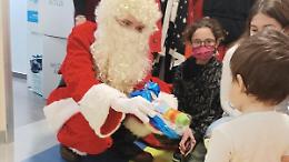 Babbo Natale in corsia al Goretti  per i piccoli pazienti di pediatria