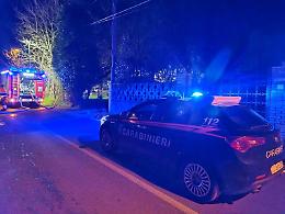 Fiamme nella segheria, l'intervento dei Vigili del Fuoco